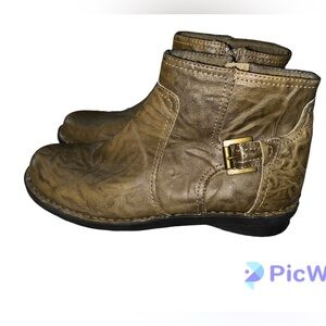 Clarks Bendables Nikki Star Ankle Boots